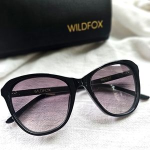 Wildfox Parker sunglasses black with purple/black tint slight cat eye